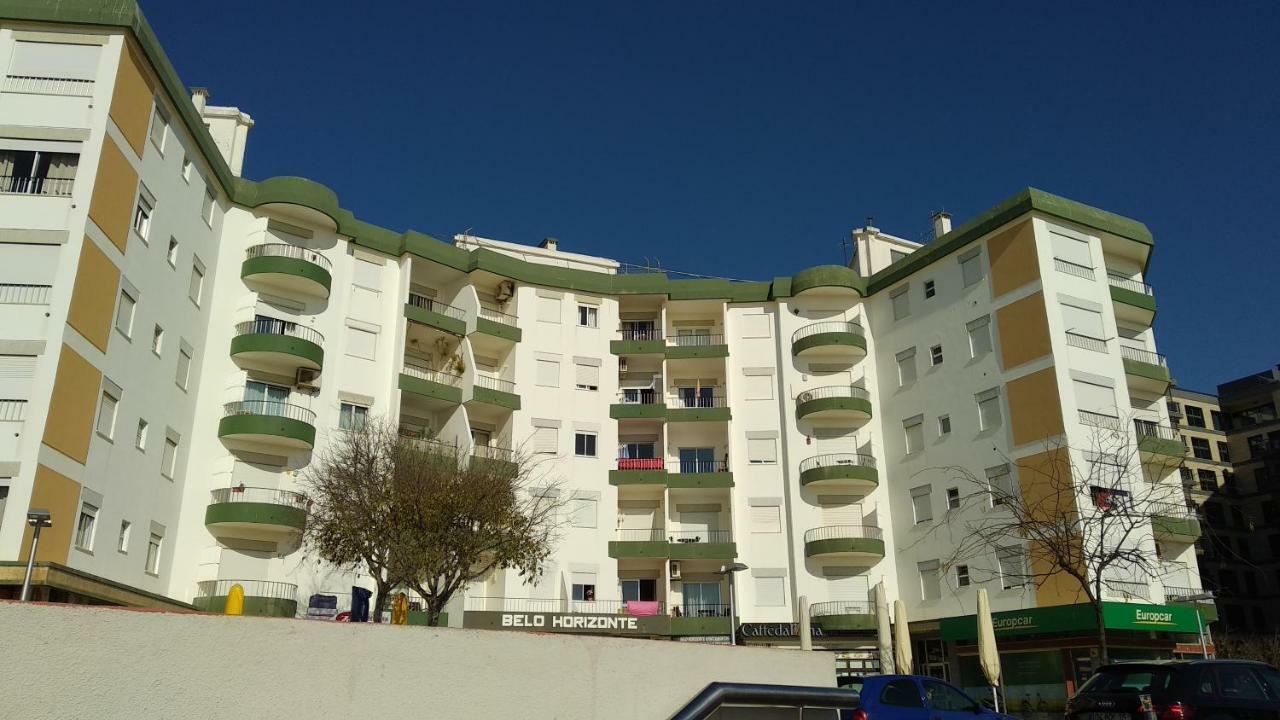 Sea View Apartment Портиман Екстериор снимка